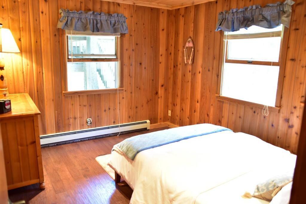 Quiet And Comfy 3Bed/2Bath - Chalet With Hot Tub. Cedar Extérieur photo