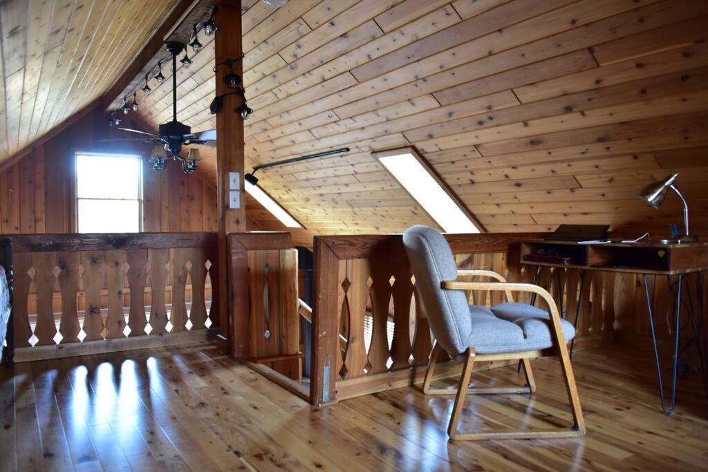 Quiet And Comfy 3Bed/2Bath - Chalet With Hot Tub. Cedar Extérieur photo