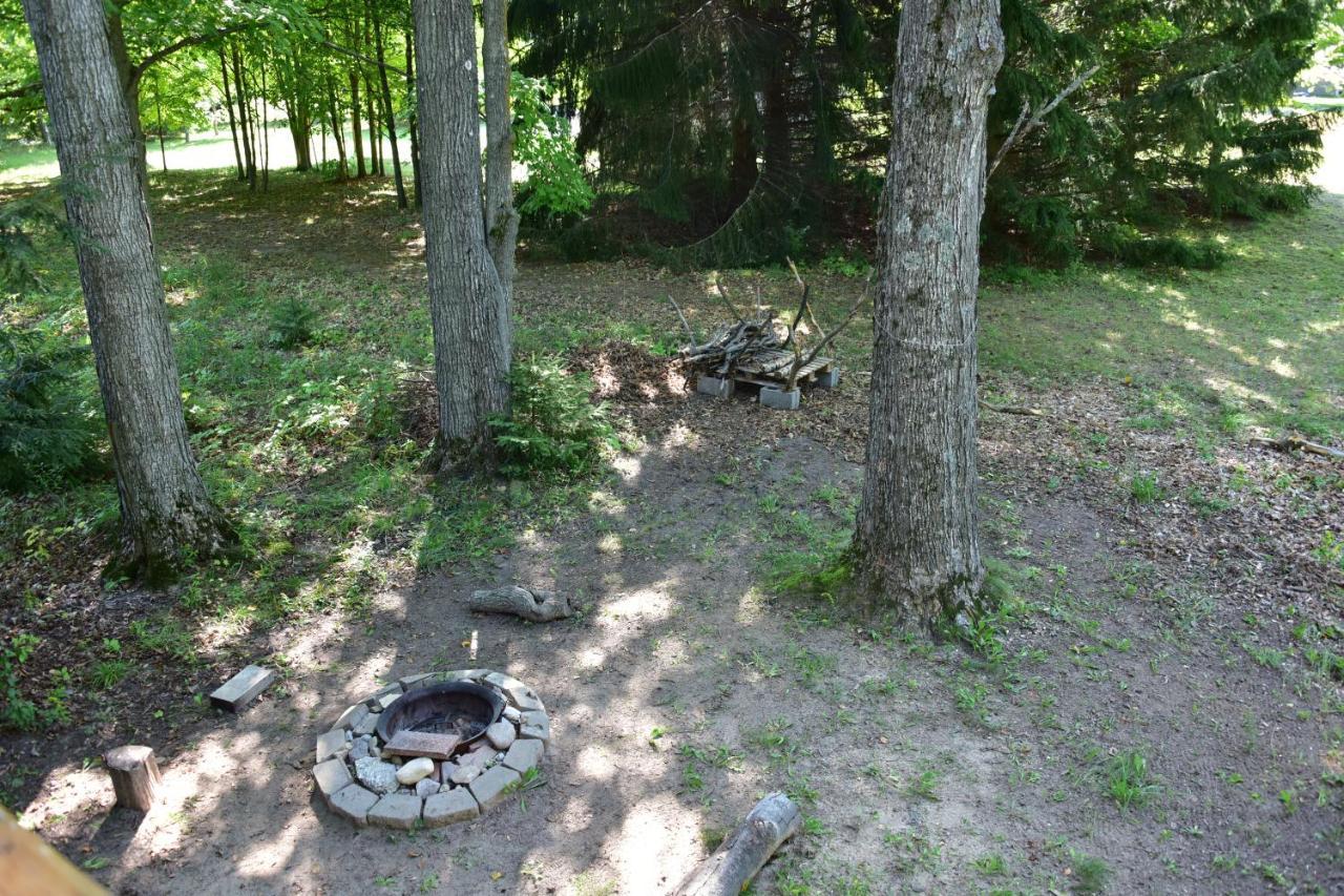 Quiet And Comfy 3Bed/2Bath - Chalet With Hot Tub. Cedar Extérieur photo